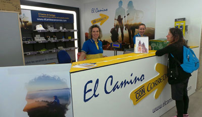 Correos desk for pilgrims pack transport